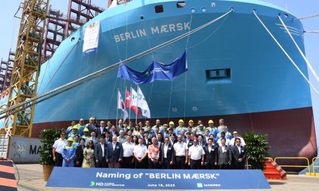 Maersk bringt größte Dual-Fuel-Containerschiffe seiner Flotte auf Kurs