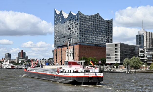 HGK Shipping und Salzgitter stellen nachhaltiges Binnenschiff vor