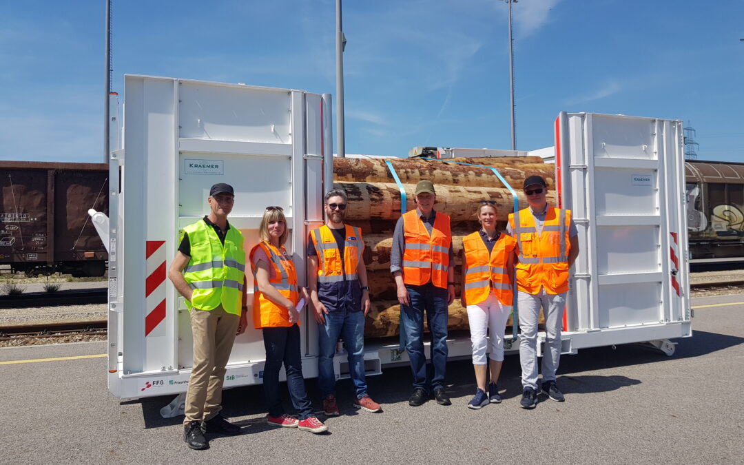 Neuer Holzcontainer spart CO₂ und beschleunigt Bahntransporte