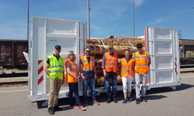 Neuer Holzcontainer spart CO₂ und beschleunigt Bahntransporte