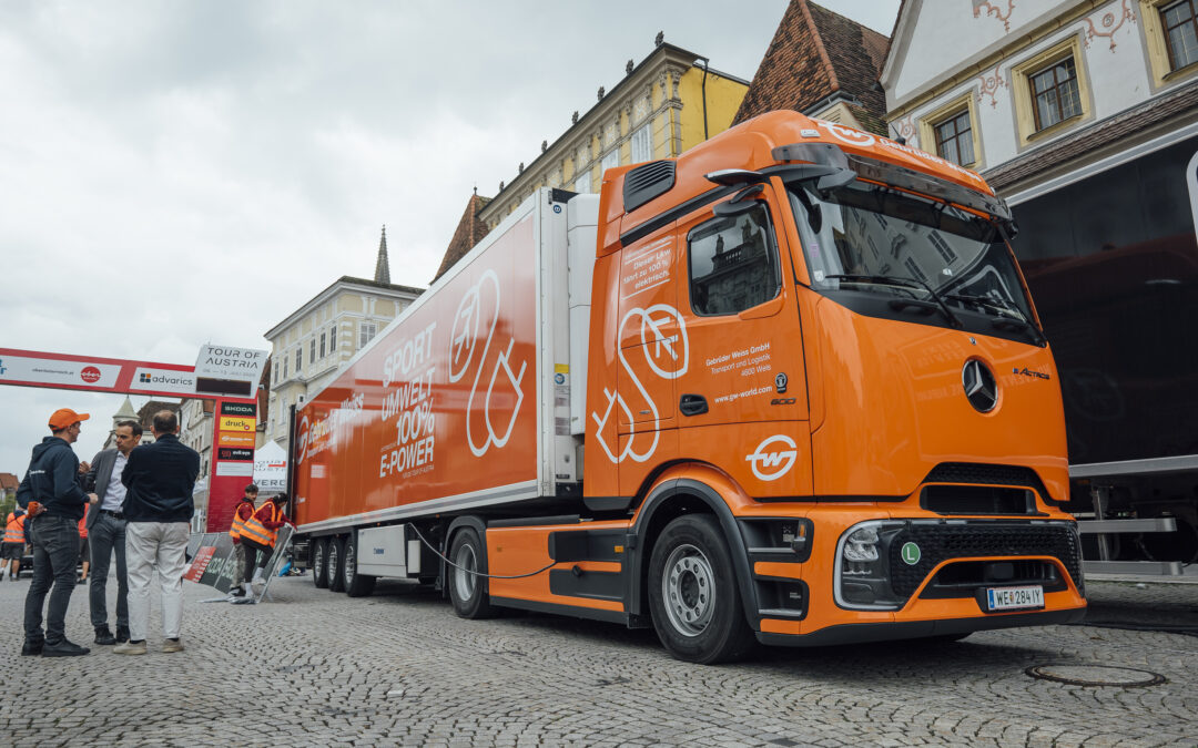Gebrüder Weiss setzt erstmals E-Lkw bei Tour of Austria ein