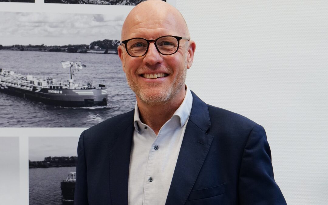 HGK Shipping stellt Schubschifffahrt neu auf
