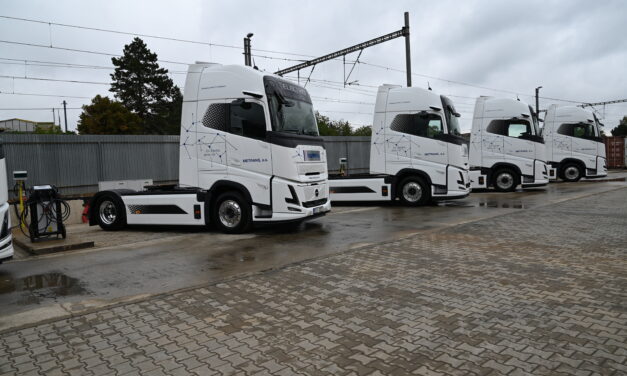 METRANS nimmt größte E-Lkw-Flotte Tschechiens in Betrieb