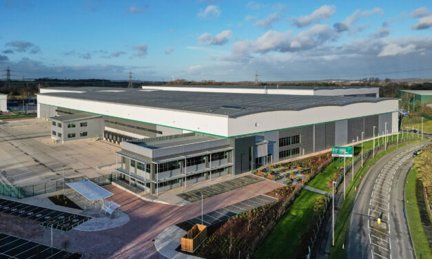 Fiege eröffnet neues Logistikzentrum in Großbritannien