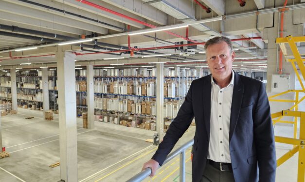 Ein Doppeldecker für die Kontraktlogistik