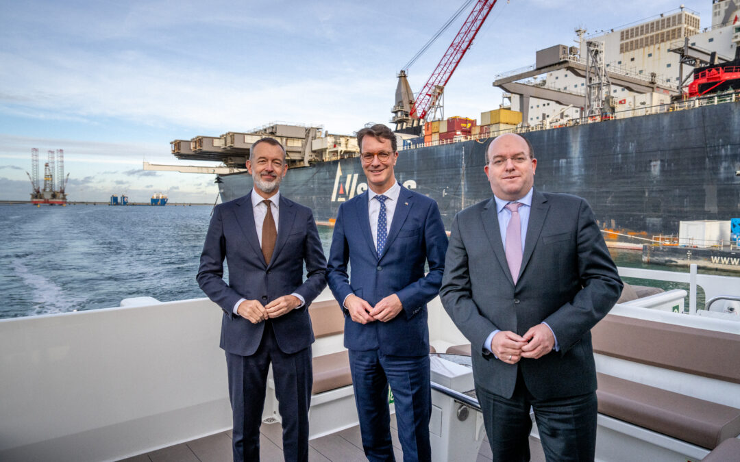 Häfen in Duisburg und Rotterdam gestalten die Energiewende