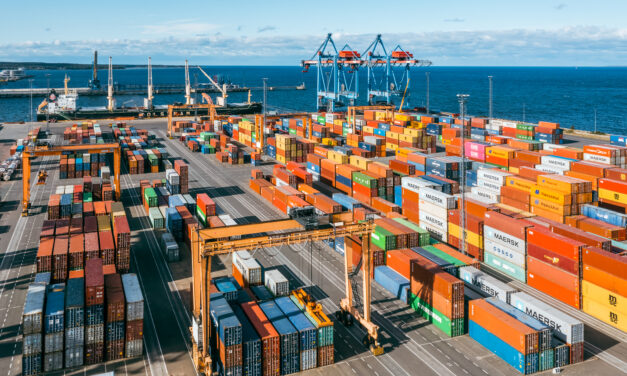 HHLA-Terminal in Estland setzt auf batterieelektrische RTG-Krane