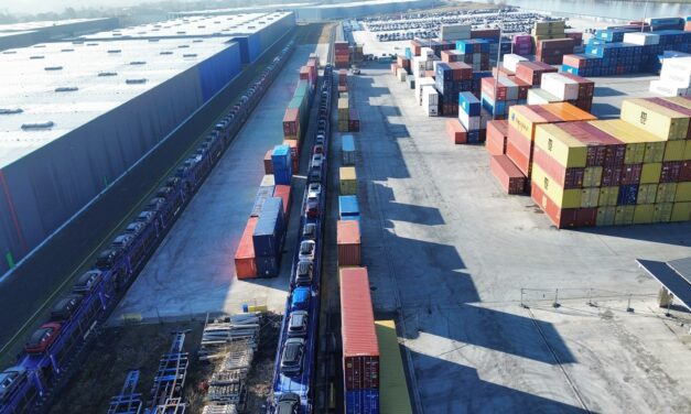 Hödlmayr-Zug bringt Bahnverkehr nach Liège Trilogiport zurück