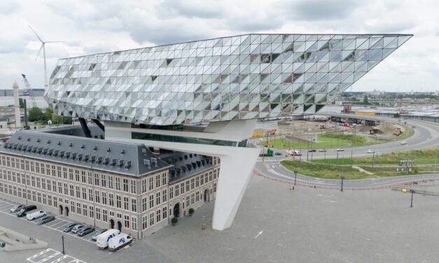 Port of Antwerp-Bruges: CEO Vandermeiren tritt ab