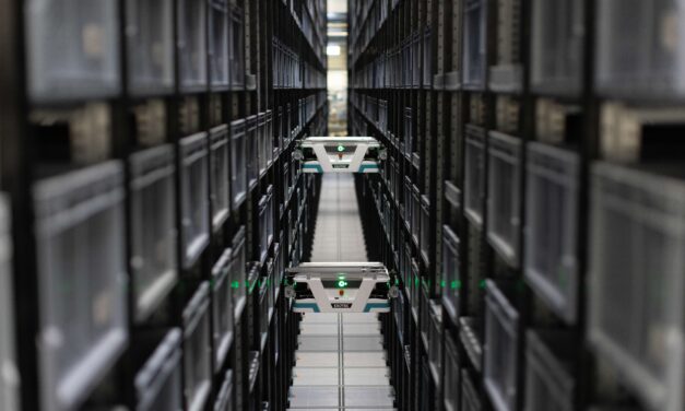 Lyreco automatisiert Logistikzentrum mit Robotiklösung