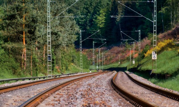 KfW IPEX-Bank finanziert neue Lokflotte für RAILPOOL