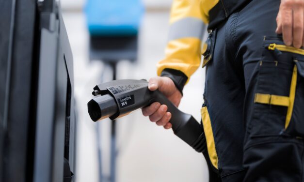 Toyota sieht Elektrifizierung als neuen Standard im Lager