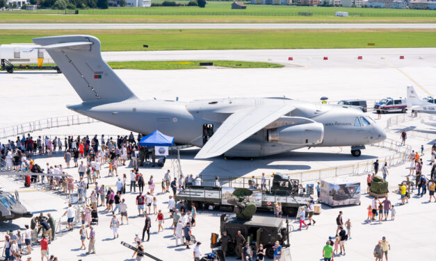 15.000 Besucher feiern 100 Jahre Flughafen Salzburg