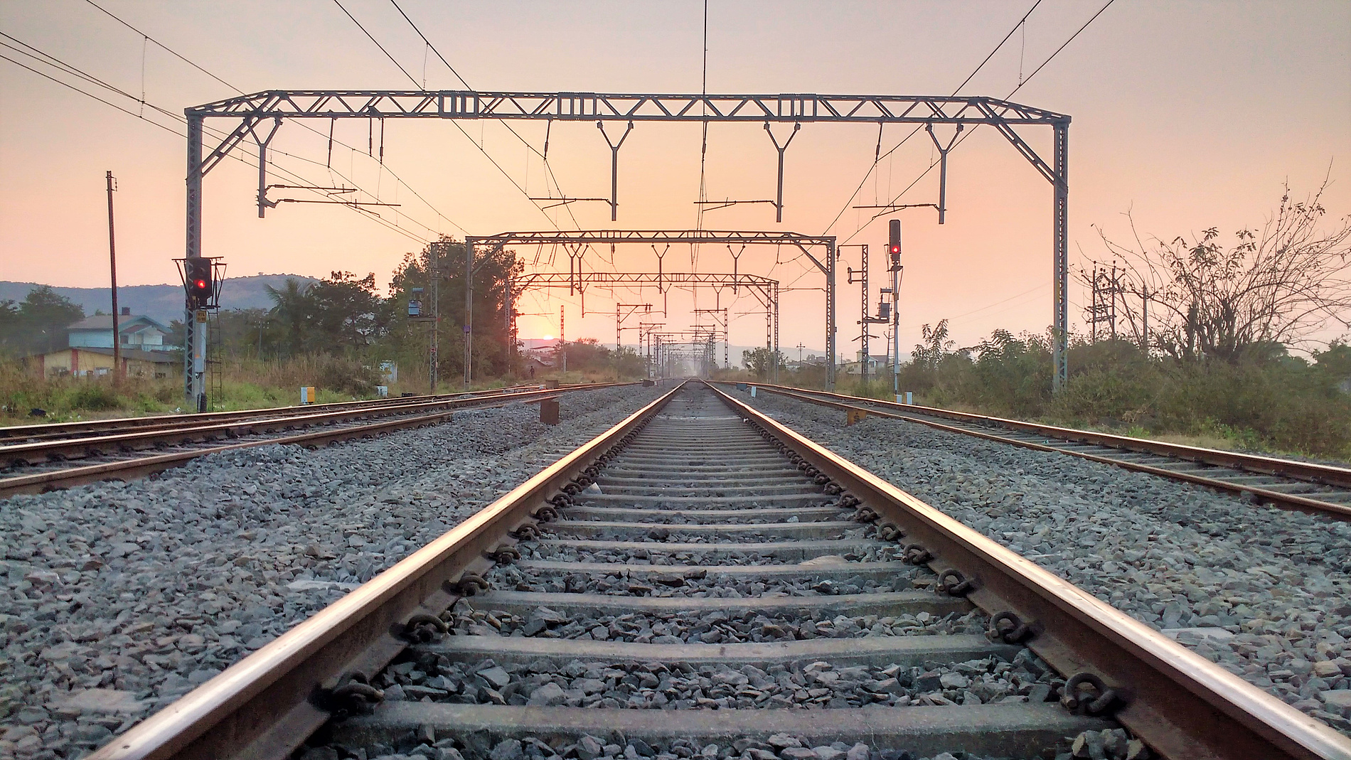 Railways,Tracks,(sunset) Schienen Güter Bahn Verlagerung