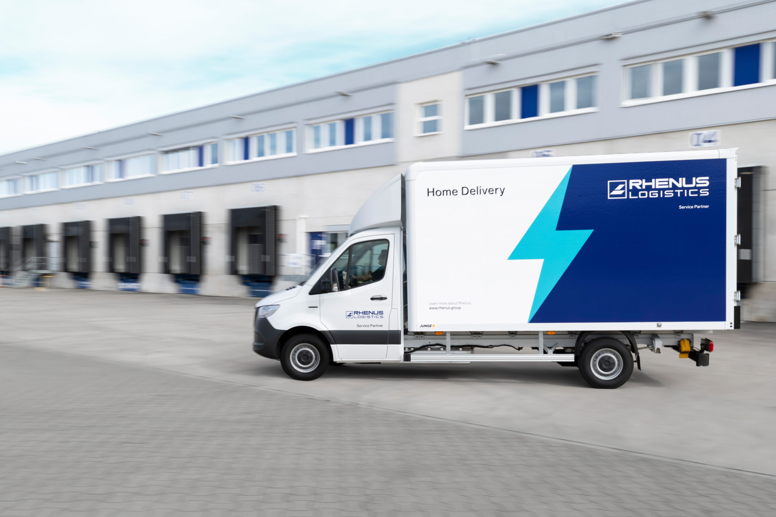 Mercedes-Benz AG – Global Communications Mercedes-Benz Cars & Vans