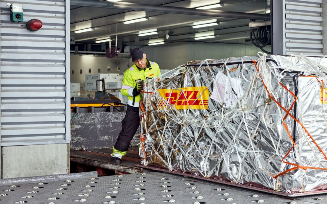 DHL erweitert Pharmalogistik um sechs Luftfrachtrouten