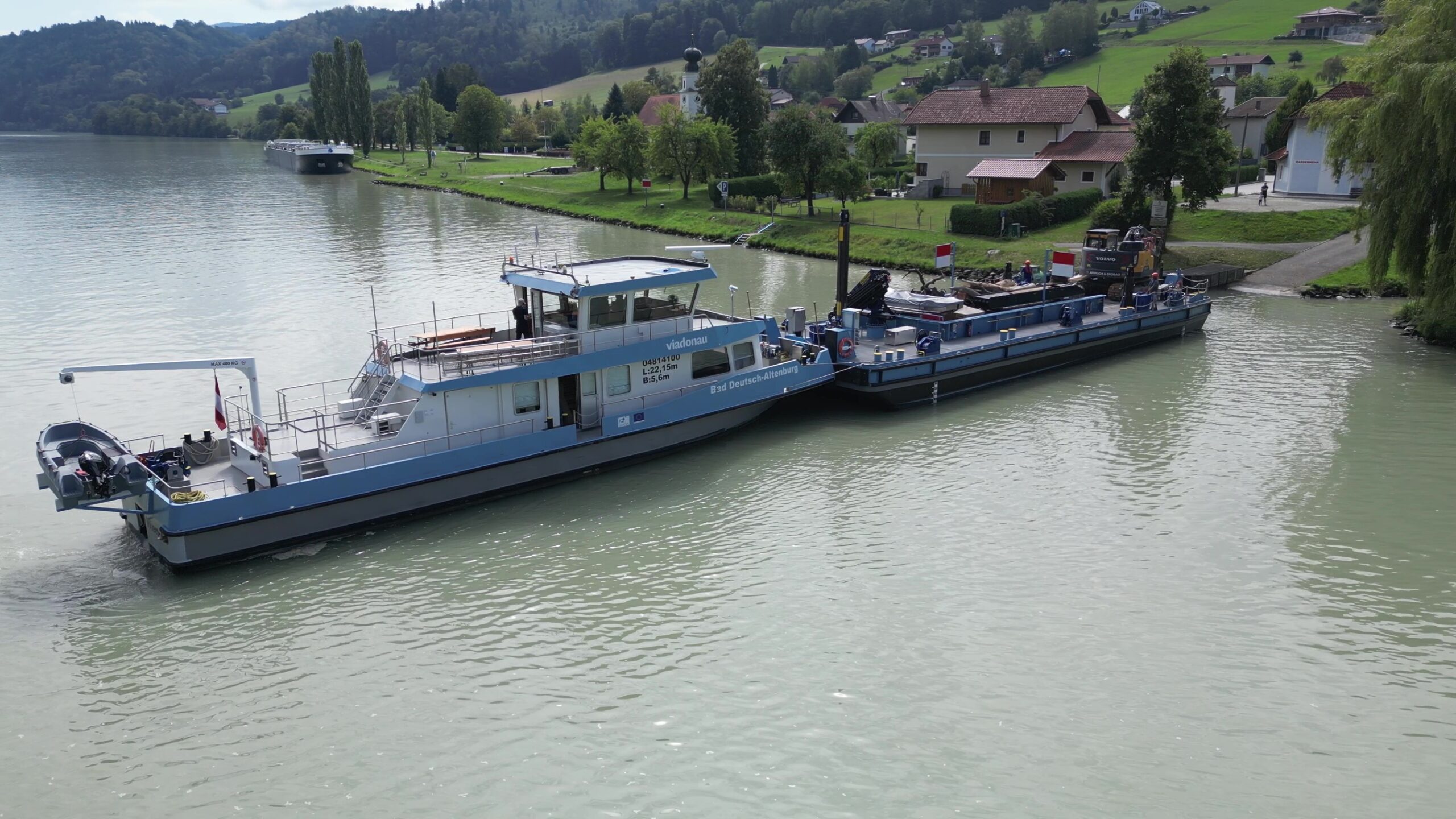 viadonau_Arbeitsponton_im_Einsatz_1_©viadonau
