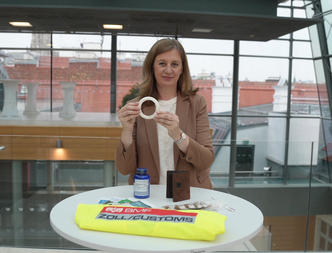 zoll-miedl-4-real Finanzstaatssekretärin Barbara Eibinger-Miedl