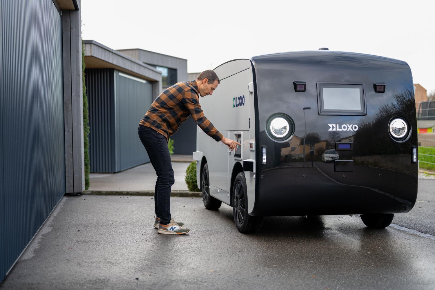 Fotos: LOXO AG / Noviv Mobility AG / AMAG Group AG