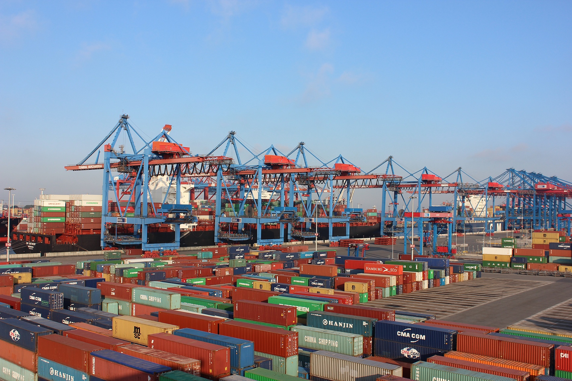Hamburger Hafen: Aus ZAPP wird EMP