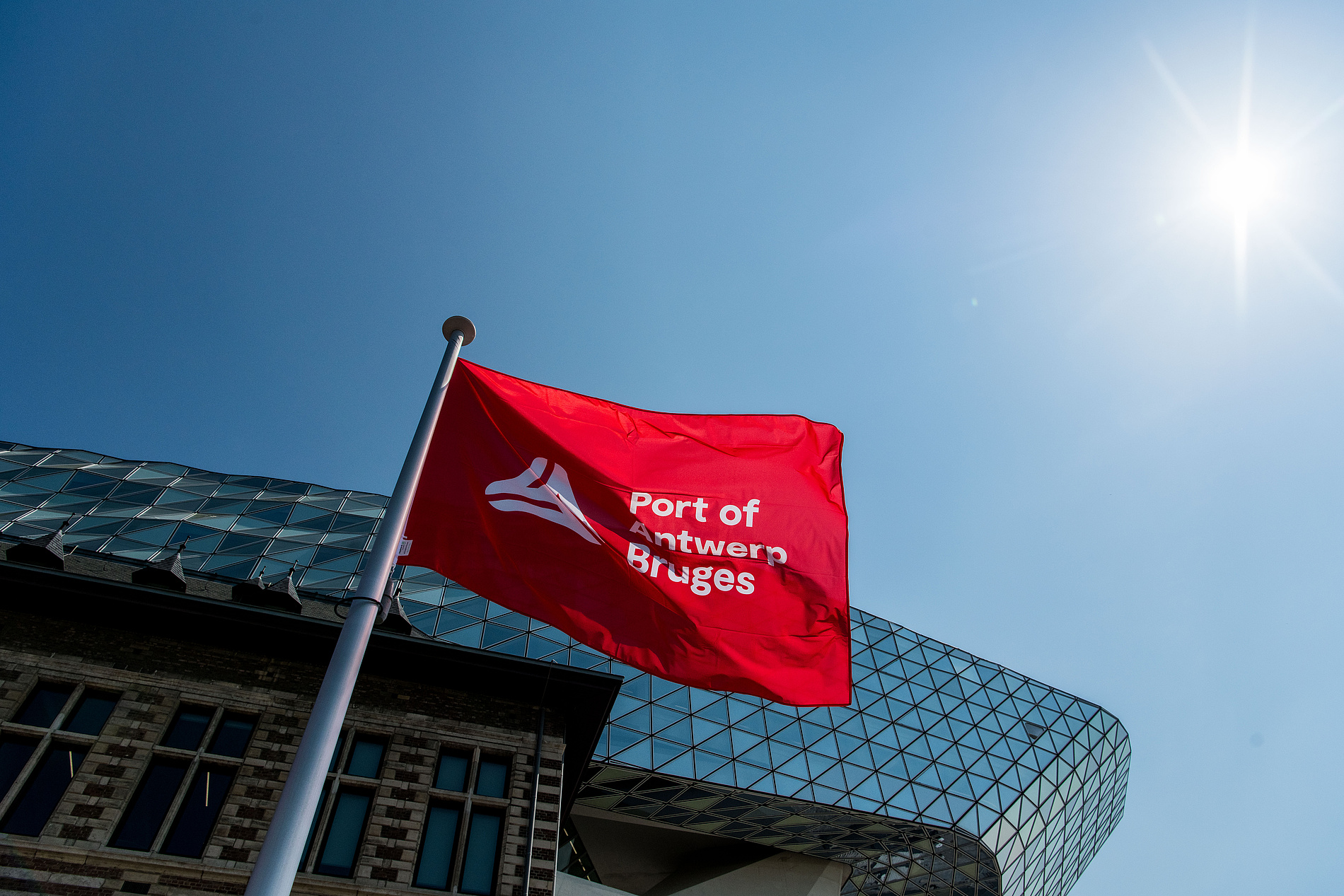 Jahreszahlen vom Hafen Antwerpen-Brügge
