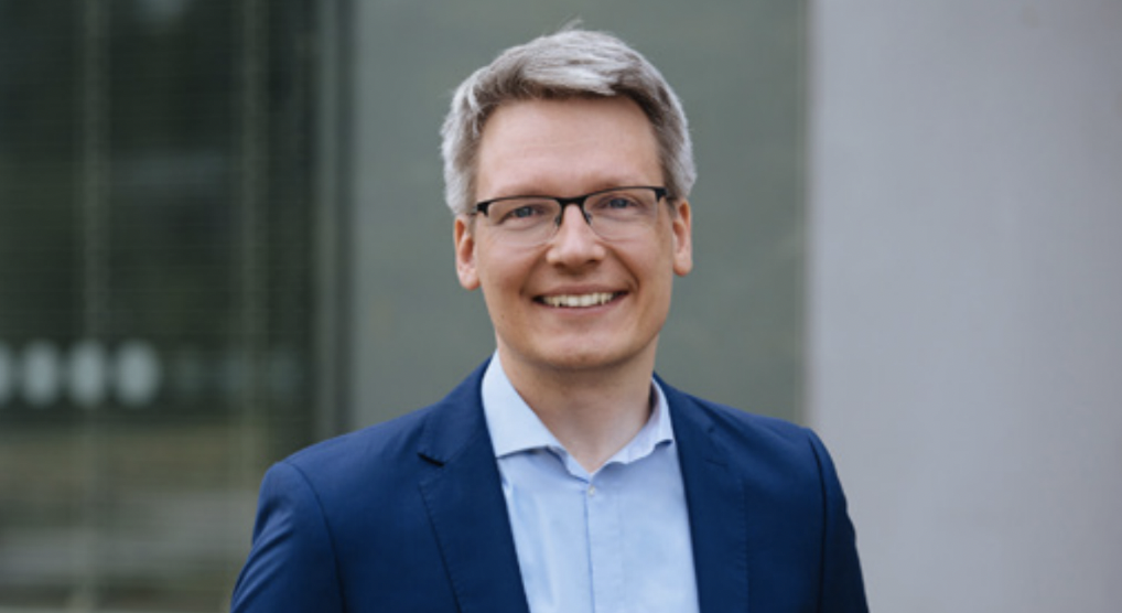 Helrom baut sein Führungsmanagement aus