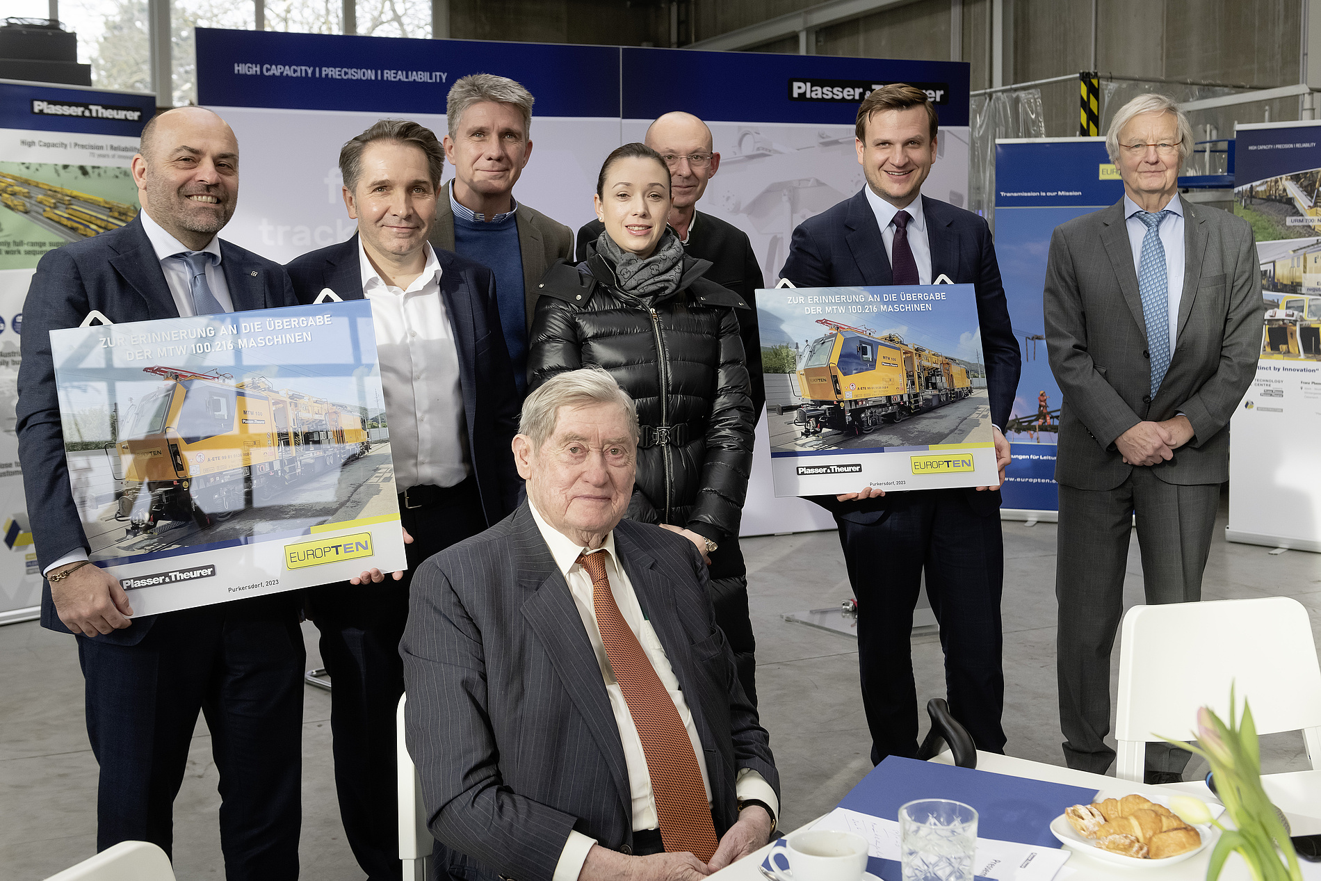 Fotos: Plasser & Theurer / EUROPTEN