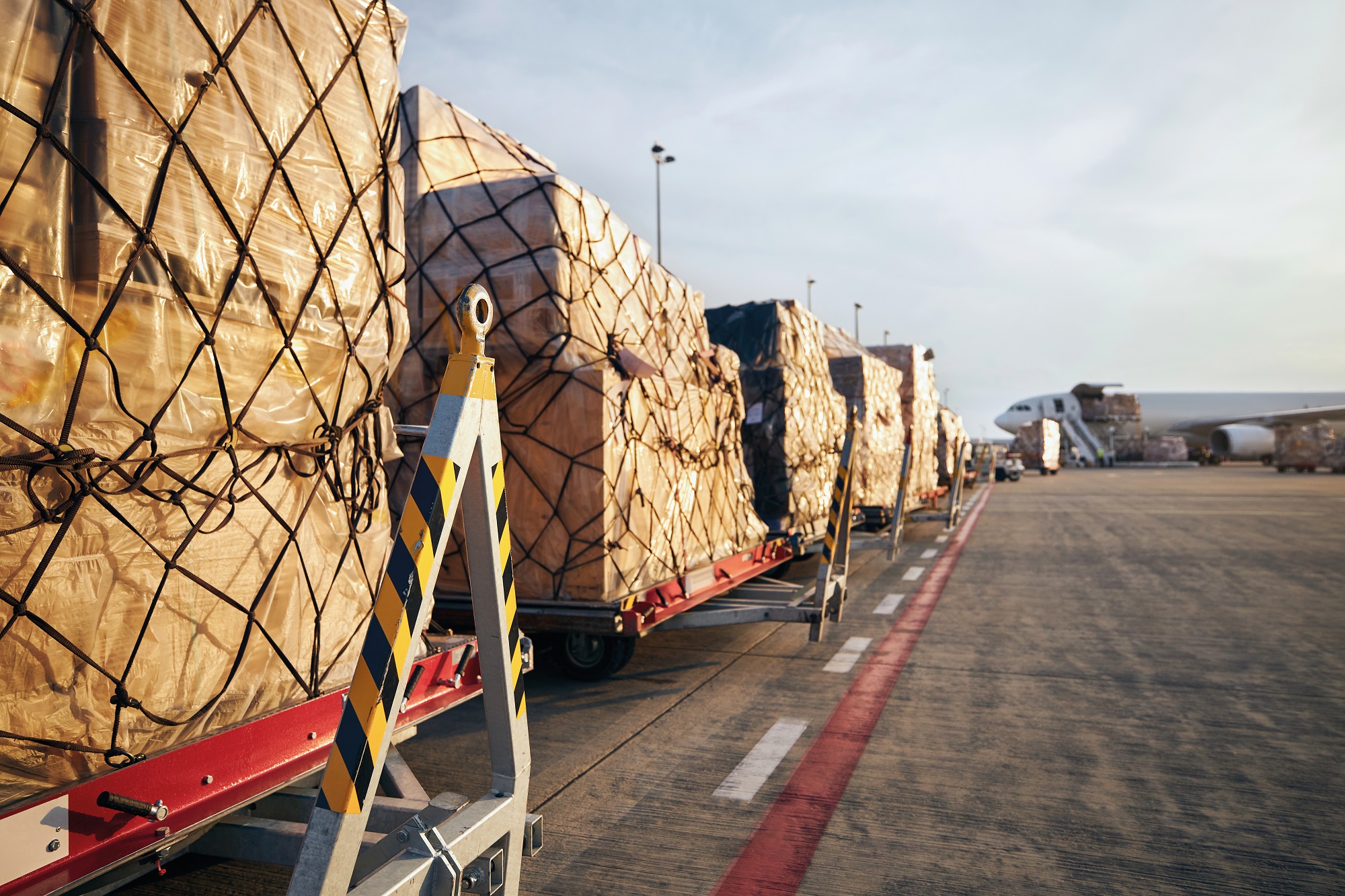 cargo-partner bietet neue Luftfracht-Sammelverkehre nach Asien an