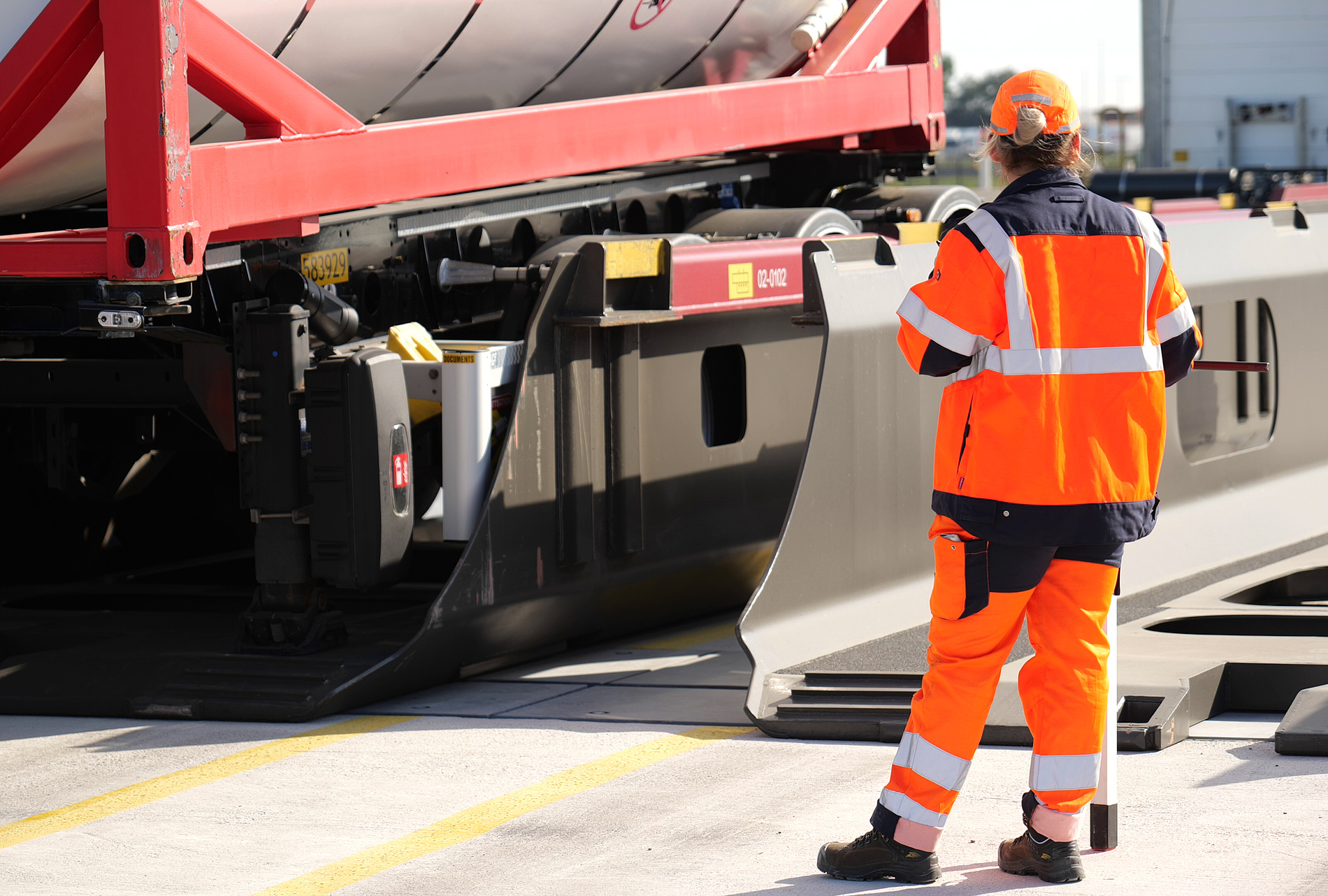 Projekt für schnellere Sicherheitsüberprüfung bei KV-Transporten gestartet