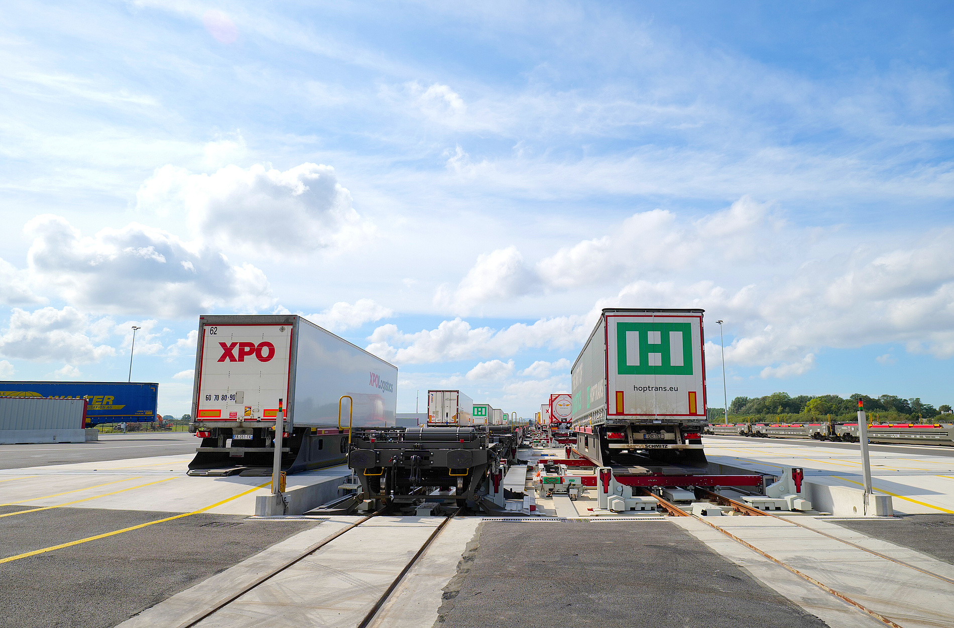 CargoBeamer erhält 140 Millionen Euro Investitionskapital