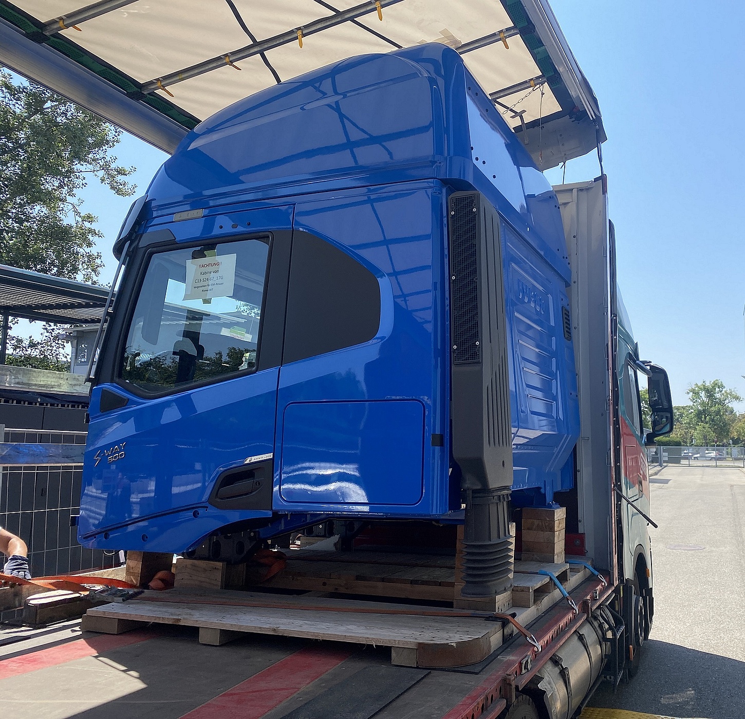 EU-Projekt EMPOWER: Gruber Logistics testet emissionsfreien Schwerlastverkehr