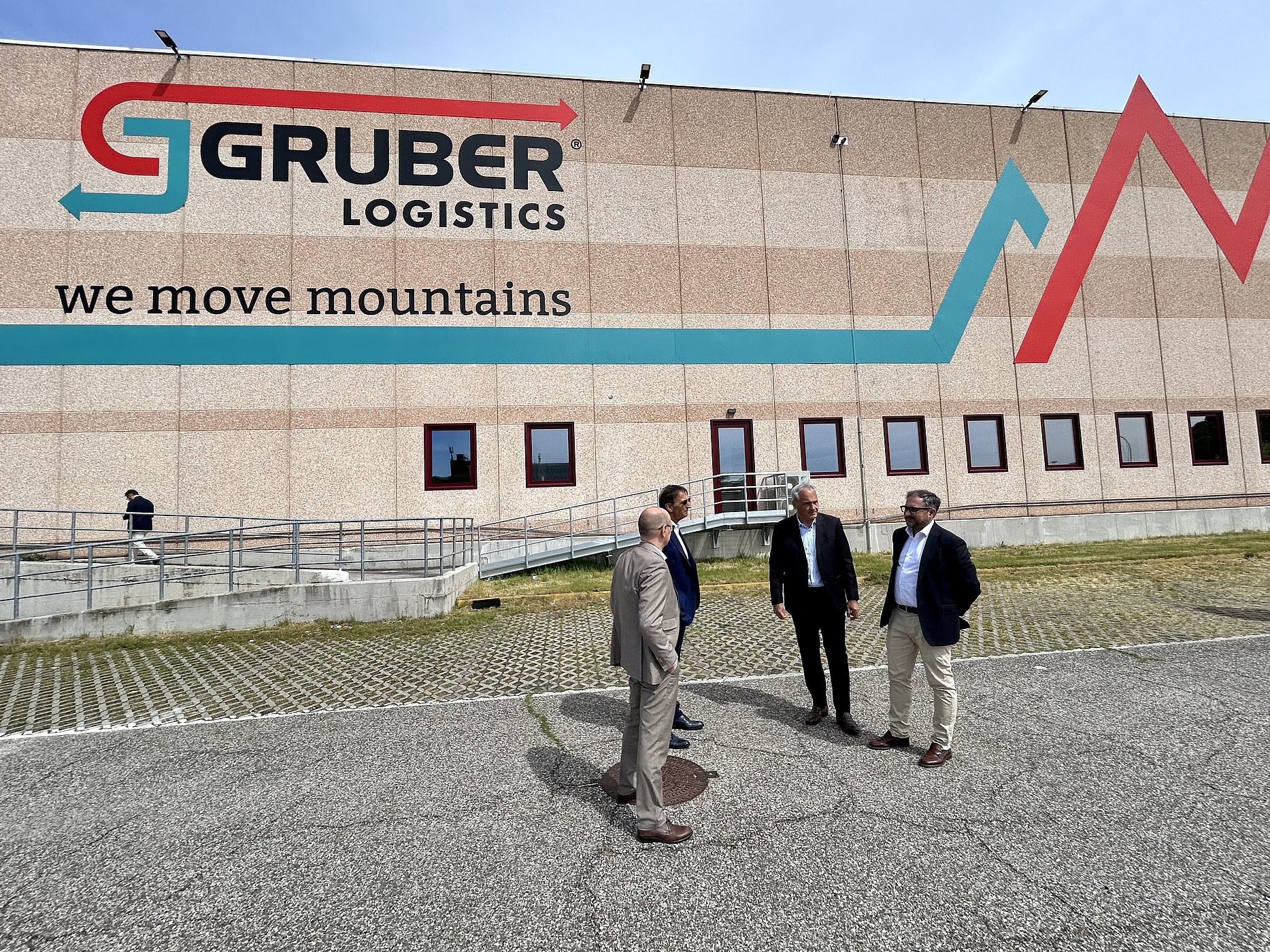 Gruber Logistics eröffnet neuen Hub in Verona