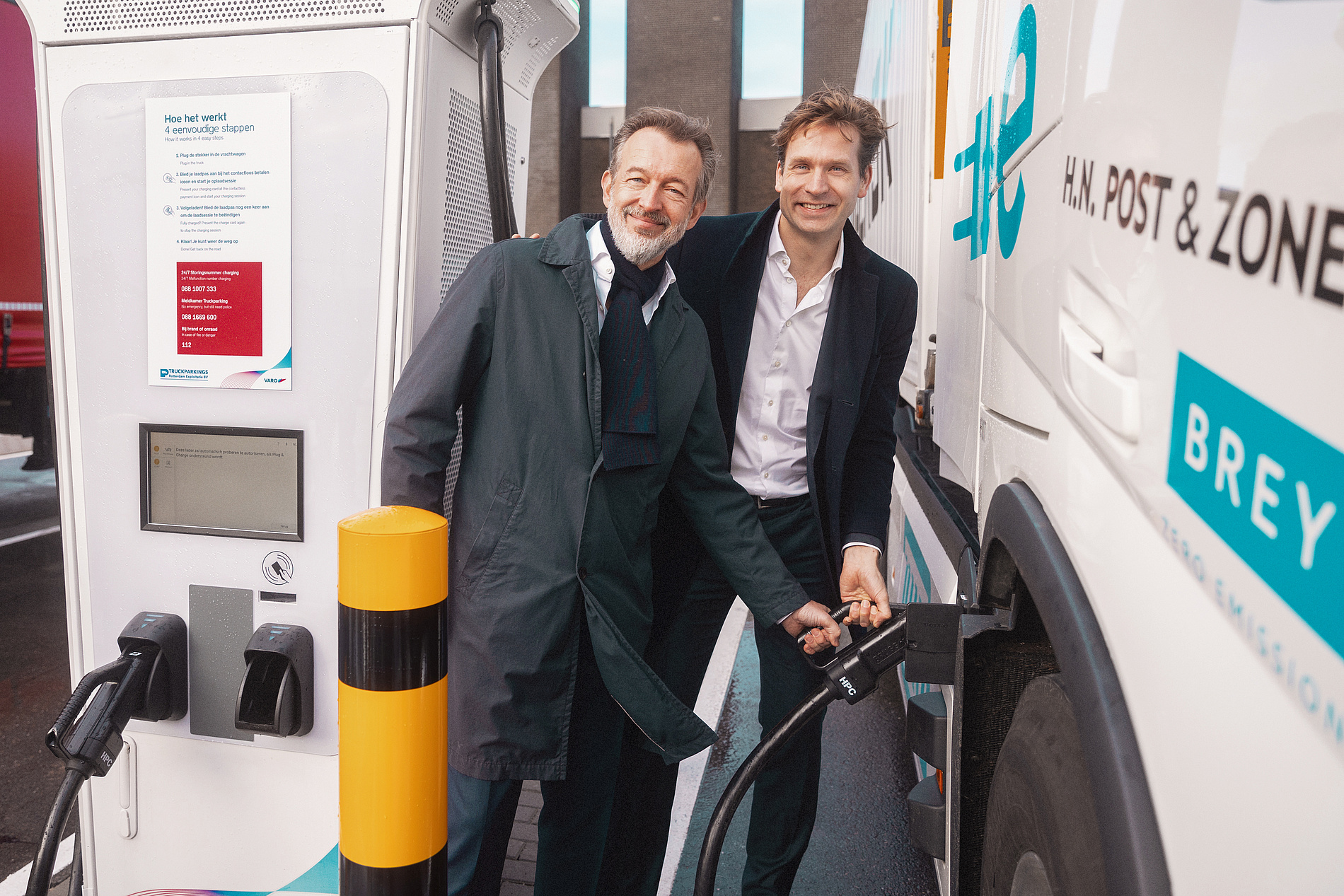 Erste Ladestation für Elektro-Lkw im Hafen Rotterdam