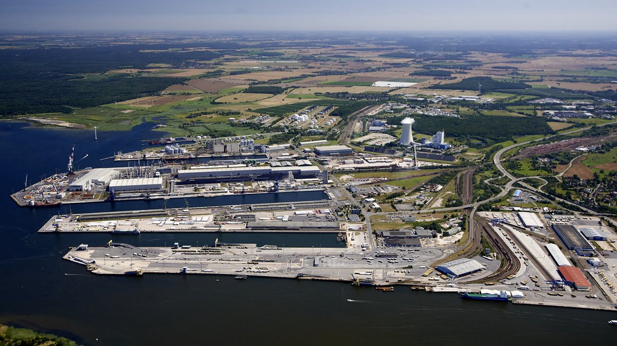Zweitbestes Halbjahresergebnis für den Rostock Port